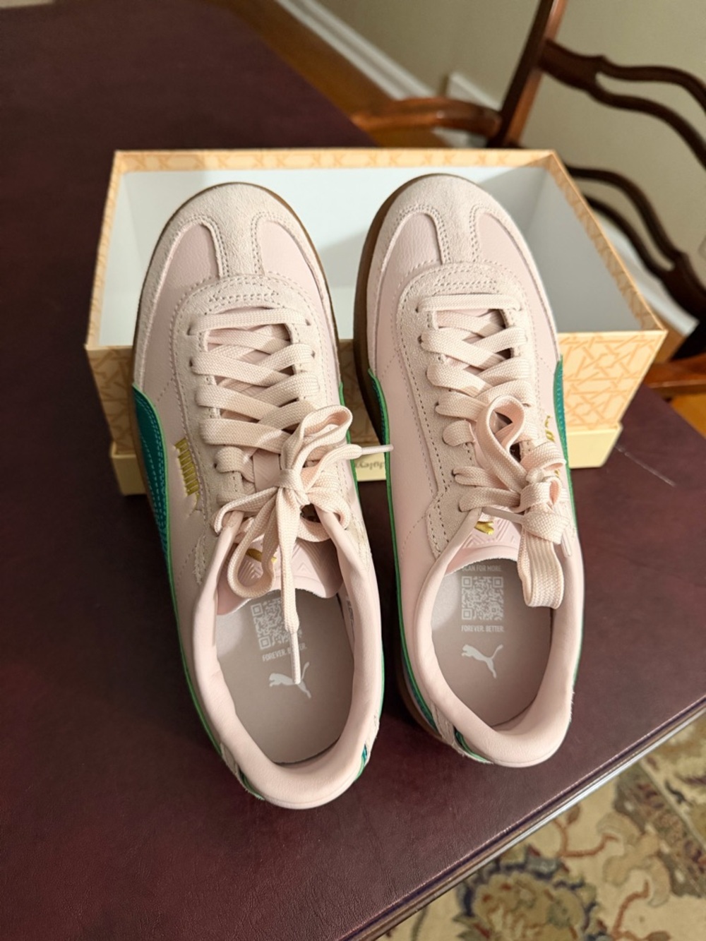 Puma Womens Pink & Green Classic Sneaker size 8 NEW